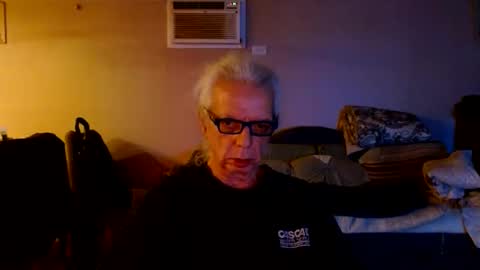 tom112292014 online show from 6, 1, 2025