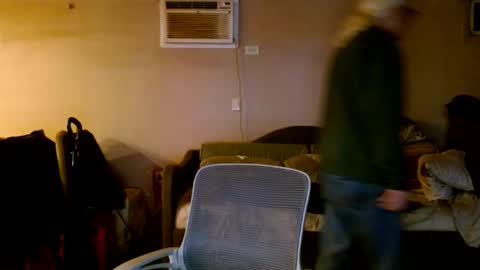 tom112292014 online show from 10, 1, 2025