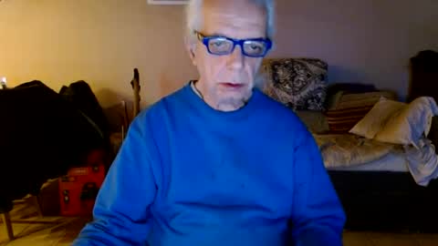 tom112292014 online show from 10, 2, 2025