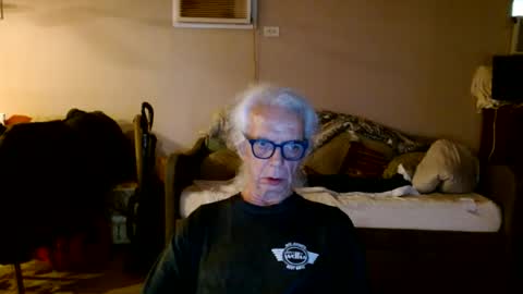tom112292014 online show from 22, 6, 2026