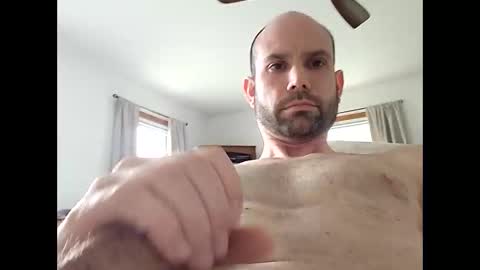 Snapshot of tom52701 chatting on 16, 5, 2026 tom52701 online show from 16, 5, 2026