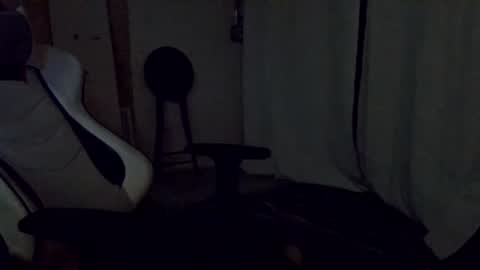 Snapshot of tom6801 chatting on 1, 11, 2025 Tom online show from 1, 11, 2025