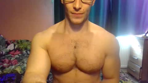 tom90ukx online show from 5, 3, 2026