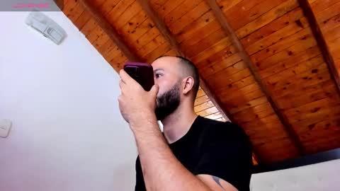   online show from 22, 12, 2025