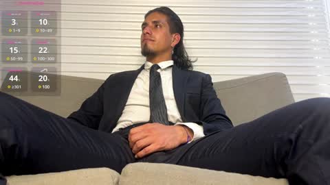 Snapshot of tom_blunt96 chatting on 5, 1, 2025 TOM online show from 5, 1, 2025