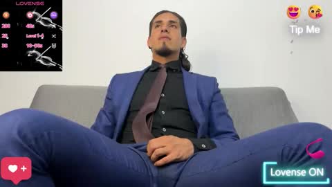 Snapshot of tom_blunt96 chatting on 23, 9, 2025 TOM online show from 23, 9, 2025