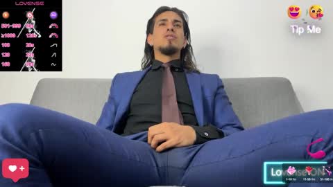 Snapshot of tom_blunt96 chatting on 4, 10, 2025 TOM online show from 4, 10, 2025