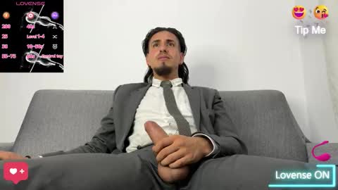 Snapshot of tom_blunt96 chatting on 20, 10, 2025 TOM online show from 20, 10, 2025