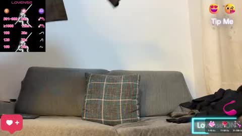 Snapshot of tom_blunt96 chatting on 26, 10, 2025 TOM online show from 26, 10, 2025