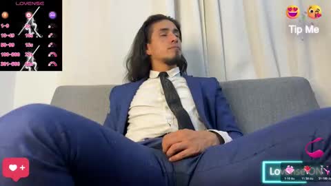 Snapshot of tom_blunt96 chatting on 22, 11, 2025 TOM online show from 22, 11, 2025