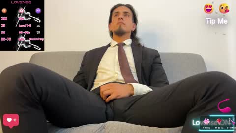 Snapshot of tom_blunt96 chatting on 3, 12, 2025 TOM online show from 3, 12, 2025