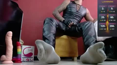 Snapshot of tom_brown12 chatting on 2, 2, 2025 Tom online show from 2, 2, 2025