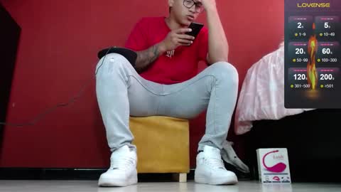 Snapshot of tom_brown12 chatting on 7, 2, 2025 Tom online show from 7, 2, 2025