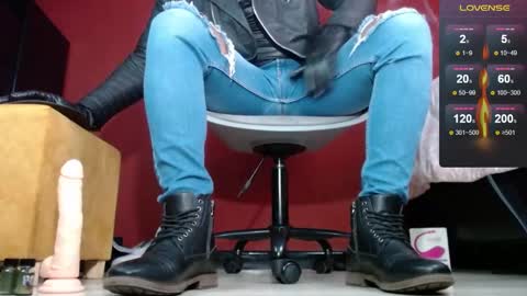 Snapshot of tom_brown12 chatting on 9, 2, 2025 Tom online show from 9, 2, 2025