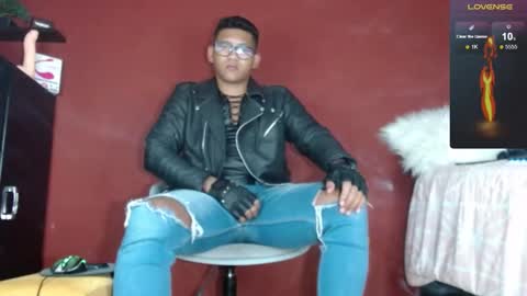 Snapshot of tom_brown12 chatting on 13, 2, 2025 Tom online show from 13, 2, 2025