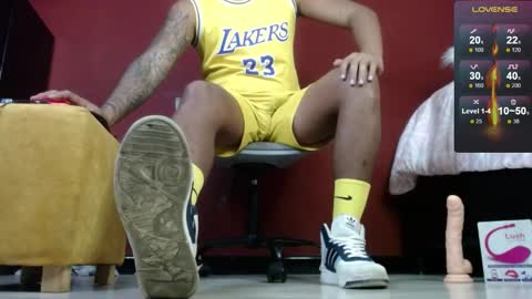 Snapshot of tom_brown12 chatting on 19, 2, 2025 Tom online show from 19, 2, 2025