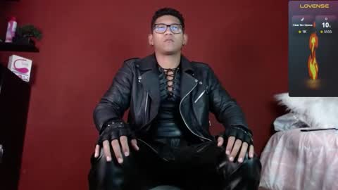 Snapshot of tom_brown12 chatting on 20, 2, 2025 Tom online show from 20, 2, 2025