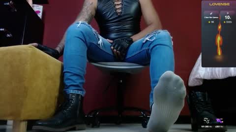 Snapshot of tom_brown12 chatting on 21, 2, 2025 Tom online show from 21, 2, 2025