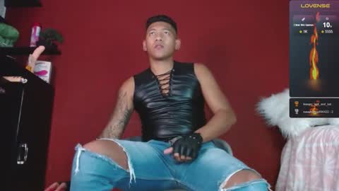 Snapshot of tom_brown12 chatting on 23, 2, 2025 Tom online show from 23, 2, 2025