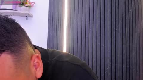 Tom muscle1 online show from 29, 9, 2025