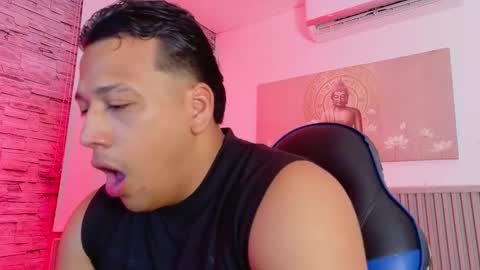 Tom muscle1 online show from 19, 2, 2026