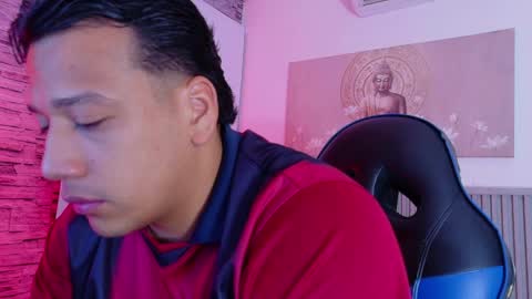 Tom muscle1 online show from 4, 4, 2026