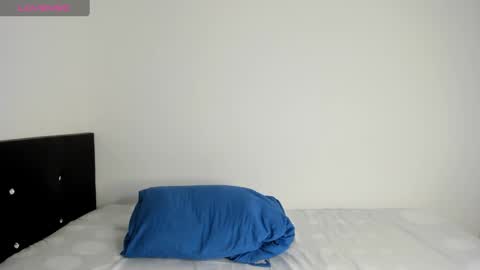 Snapshot of tom_walton chatting on 27, 2, 2025 tom online show from 27, 2, 2025