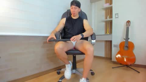 Tom Bardem online show from 9, 1, 2026