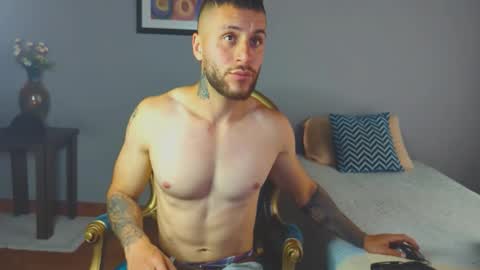 tomDavisXl online show from 27, 2, 2026