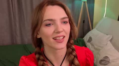 Snapshot of tomikavilandre chatting on 31, 7, 2026 Lana online show from 31, 7, 2026