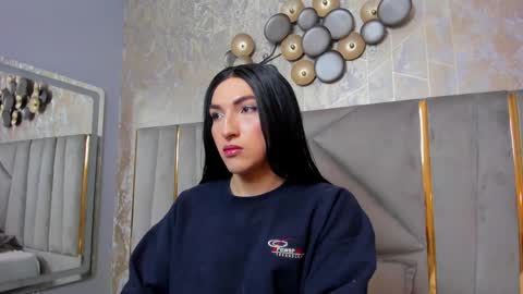 Snapshot of tomlondon_ chatting on 16, 1, 2025 online show from 16, 1, 2025