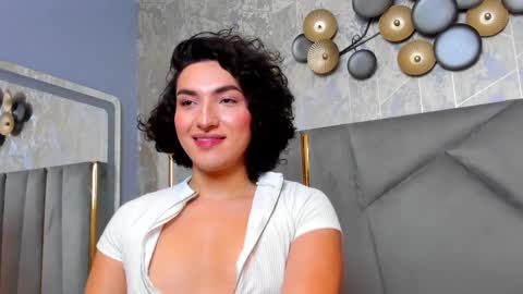 Snapshot of tomlondon_ chatting on 18, 2, 2025 online show from 18, 2, 2025