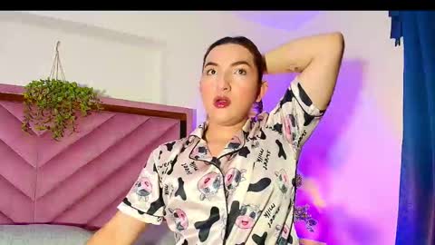 Snapshot of tomlondon_ chatting on 16, 10, 2025 online show from 16, 10, 2025