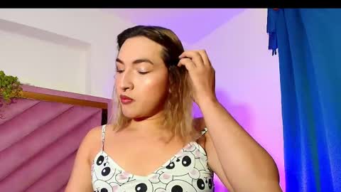 Snapshot of tomlondon_ chatting on 21, 10, 2025 online show from 21, 10, 2025