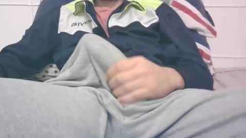 Snapshot of tommaso9046 chatting on 16, 2, 2025 tommaso9046 online show from 16, 2, 2025