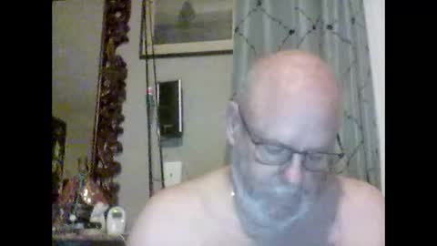 Snapshot of tommierose chatting on 23, 10, 2025 Tommie online show from 23, 10, 2025