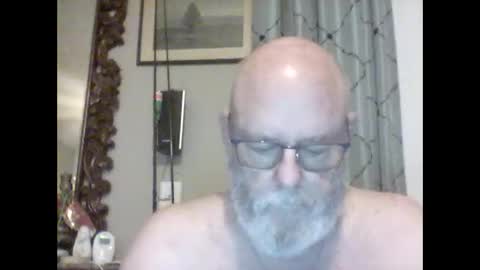 Snapshot of tommierose chatting on 5, 12, 2025 Tommie online show from 5, 12, 2025