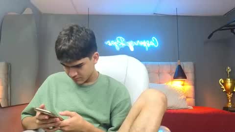 Tommy  online show from 25, 2, 2025