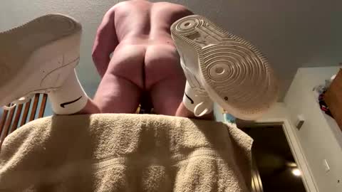 tommy4inch online show from 16, 4, 2026