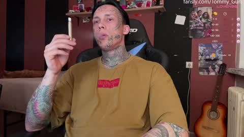 Snapshot of tommy__gun_ chatting on 19, 12, 2024 Tommy and Katana online show from 19, 12, 2024