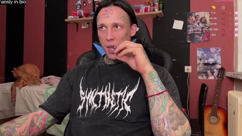 Snapshot of tommy__gun_ chatting on 25, 12, 2024 Tommy and Katana online show from 25, 12, 2024