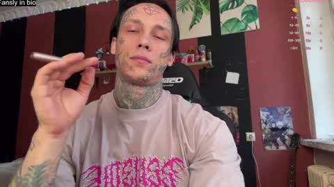 Snapshot of tommy__gun_ chatting on 4, 1, 2025 Tommy and Katana online show from 4, 1, 2025