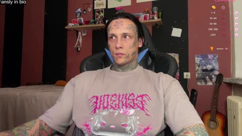 Snapshot of tommy__gun_ chatting on 5, 1, 2025 Tommy and Katana online show from 5, 1, 2025