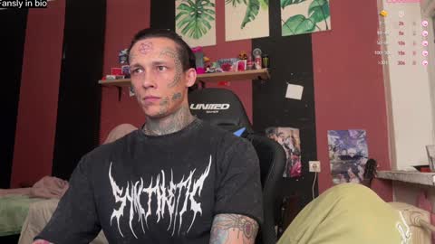 Snapshot of tommy__gun_ chatting on 11, 1, 2025 Tommy and Katana online show from 11, 1, 2025