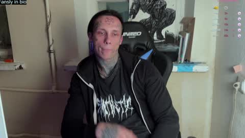 Snapshot of tommy__gun_ chatting on 12, 1, 2025 Tommy and Katana online show from 12, 1, 2025