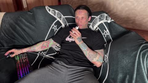 Snapshot of tommy__gun_ chatting on 4, 2, 2025 Tommy and Katana online show from 4, 2, 2025