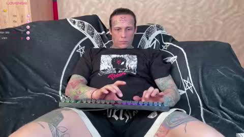 Snapshot of tommy__gun_ chatting on 14, 2, 2025 Tommy and Katana online show from 14, 2, 2025