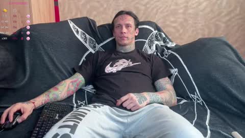 Snapshot of tommy__gun_ chatting on 18, 2, 2025 Tommy and Katana online show from 18, 2, 2025