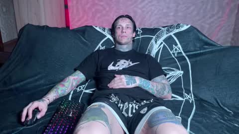 Snapshot of tommy__gun_ chatting on 8, 3, 2025 Tommy and Katana online show from 8, 3, 2025