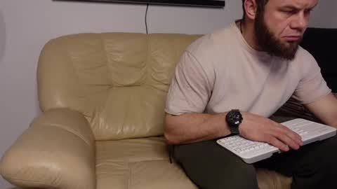  tommy burnzzz  online show from 18, 12, 2024